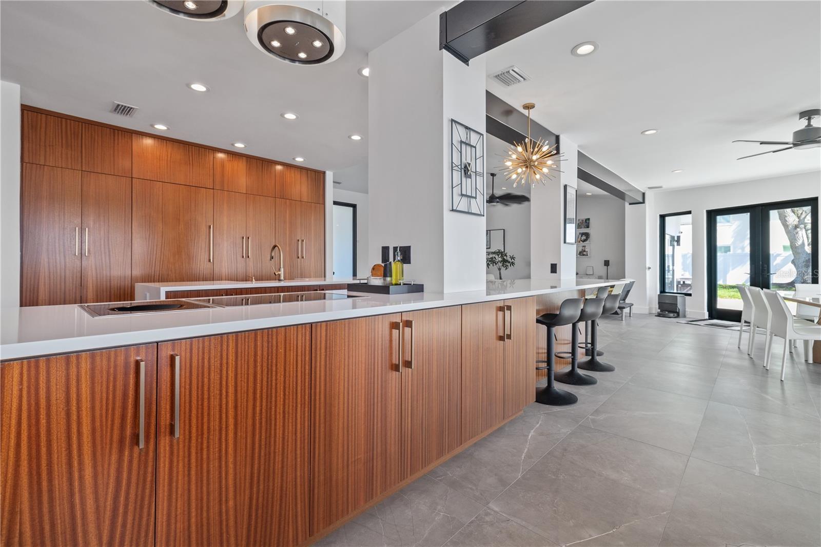 HARBOR ISLE - Residential