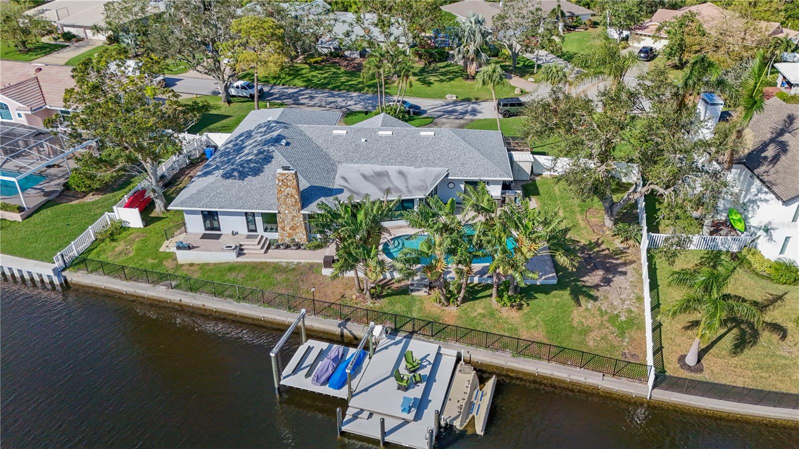HARBOR ISLE - Residential
