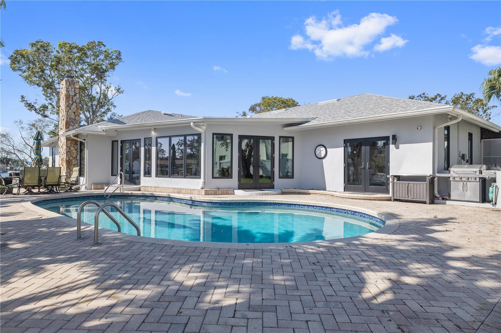 HARBOR ISLE - Residential