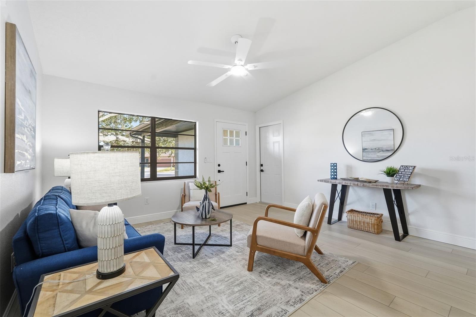 LAKES UNIT II PH 3 SEC 1 THE - Residential