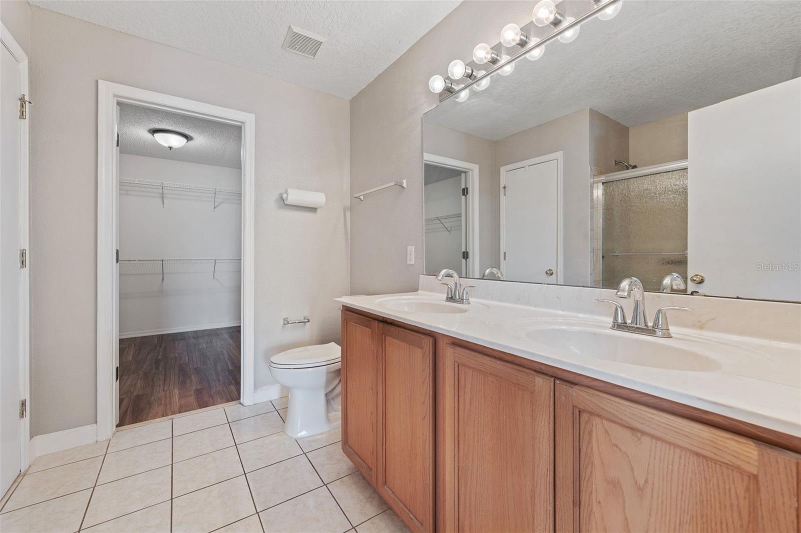 NEPTUNE POINTE - Residential