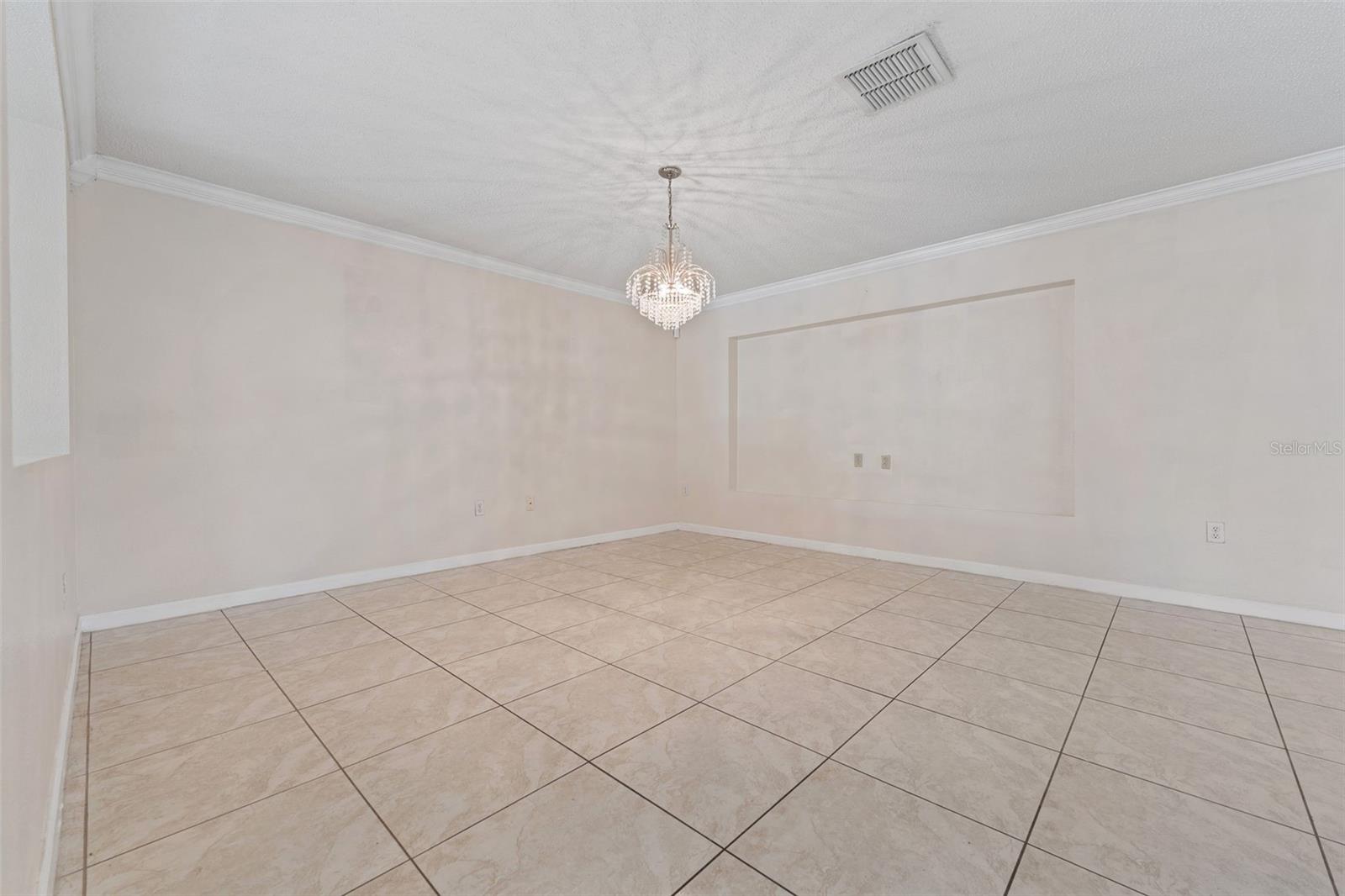 NEPTUNE POINTE - Residential