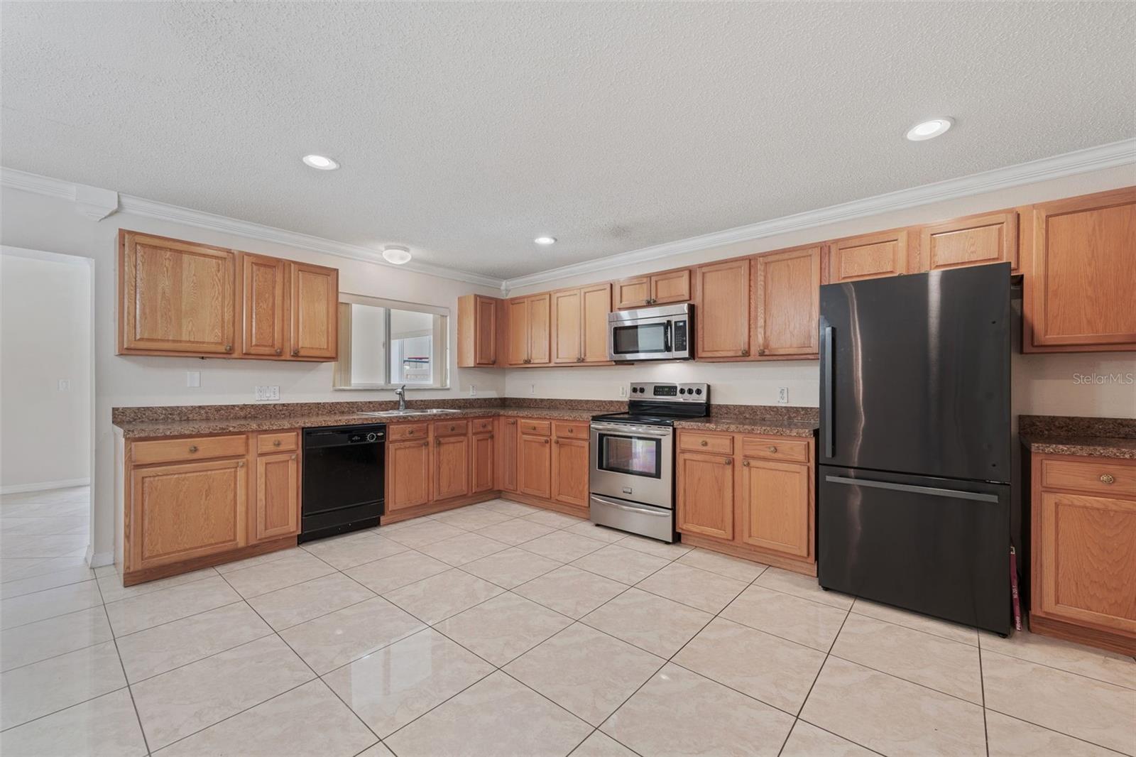 NEPTUNE POINTE - Residential