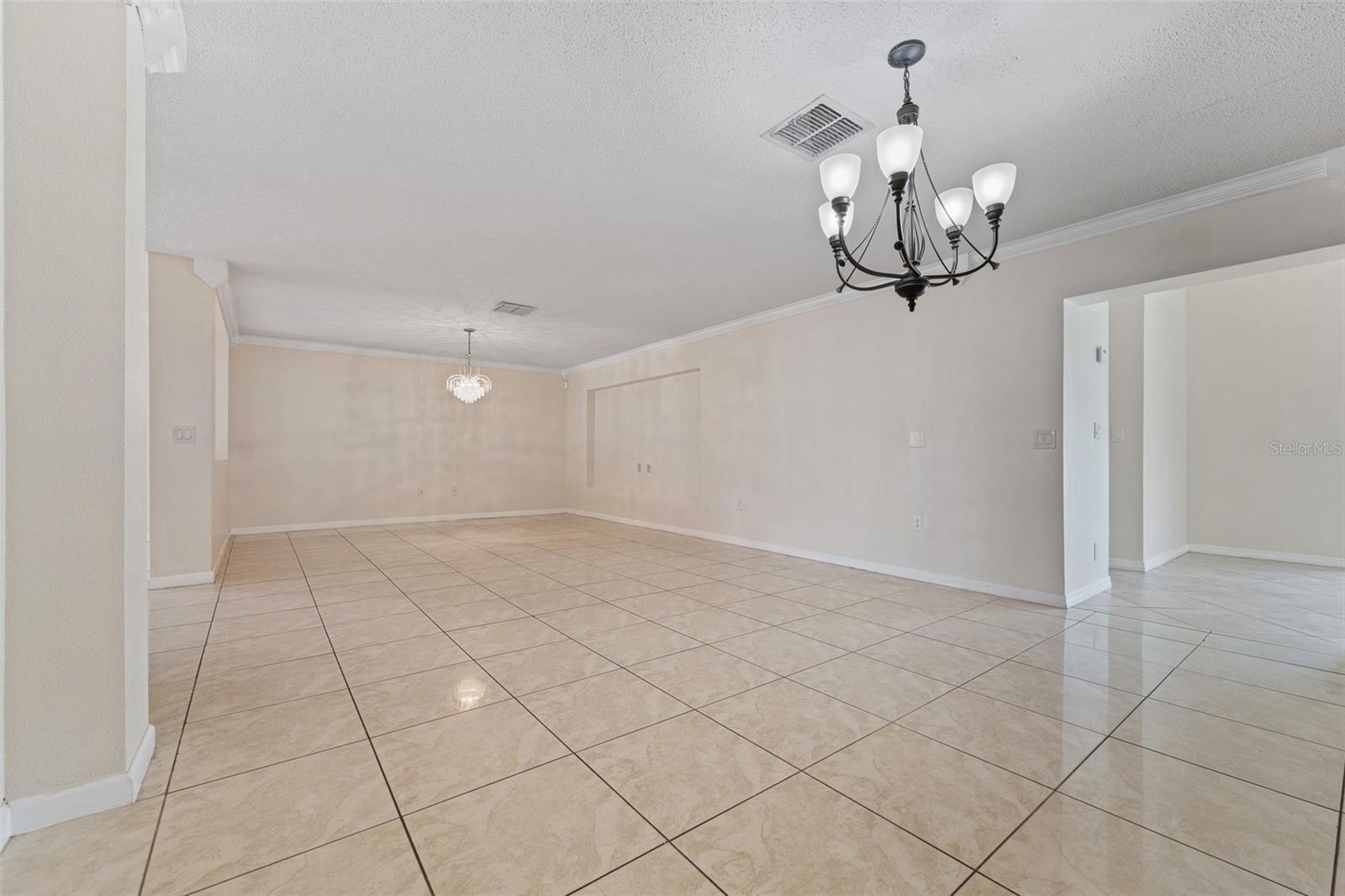 NEPTUNE POINTE - Residential