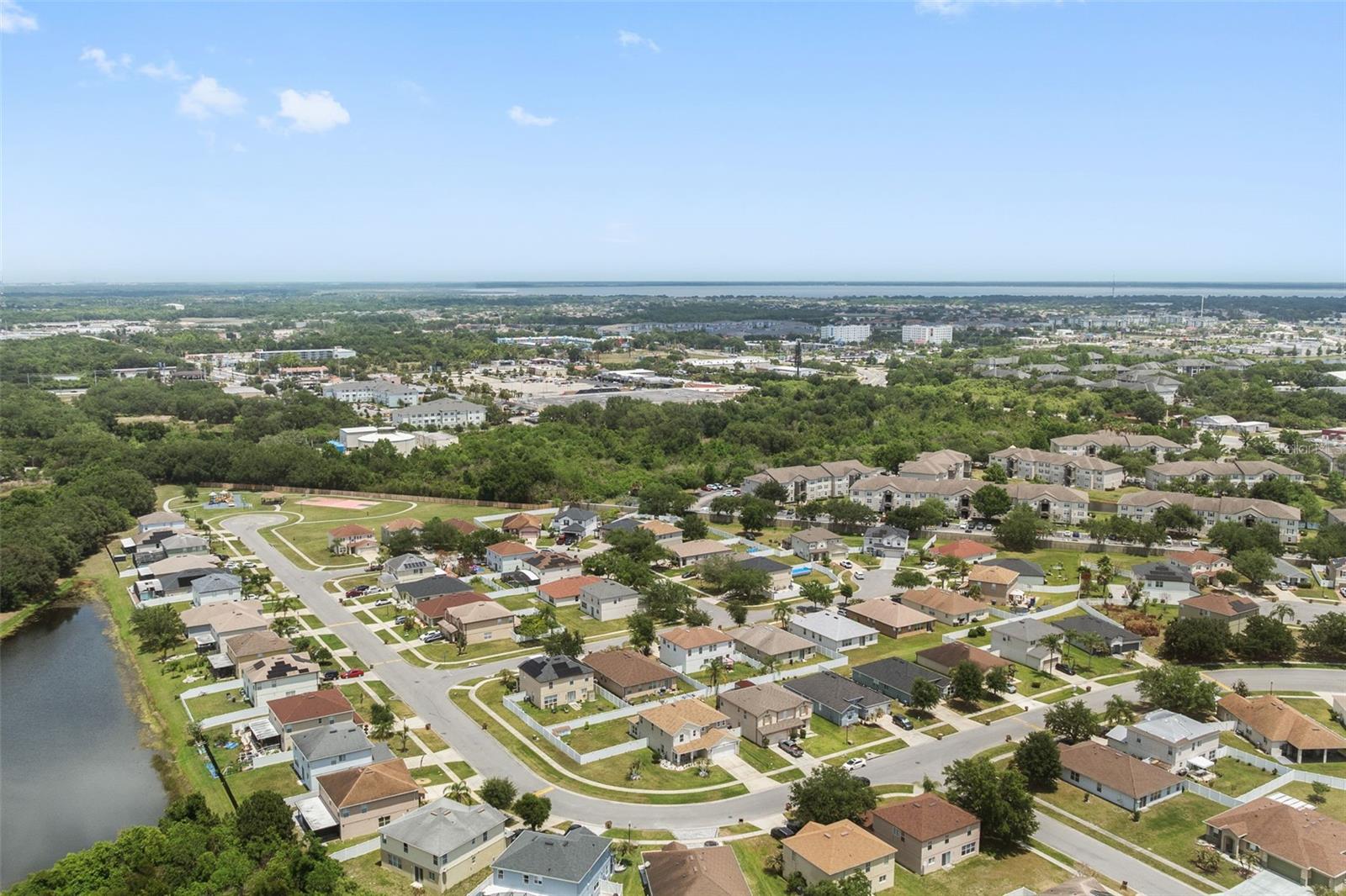 NEPTUNE POINTE - Residential