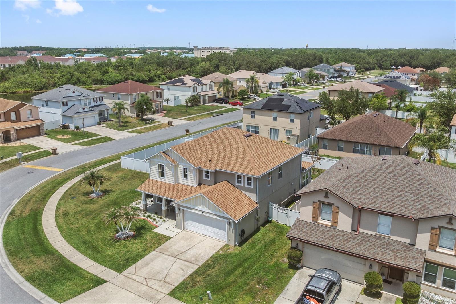 NEPTUNE POINTE - Residential