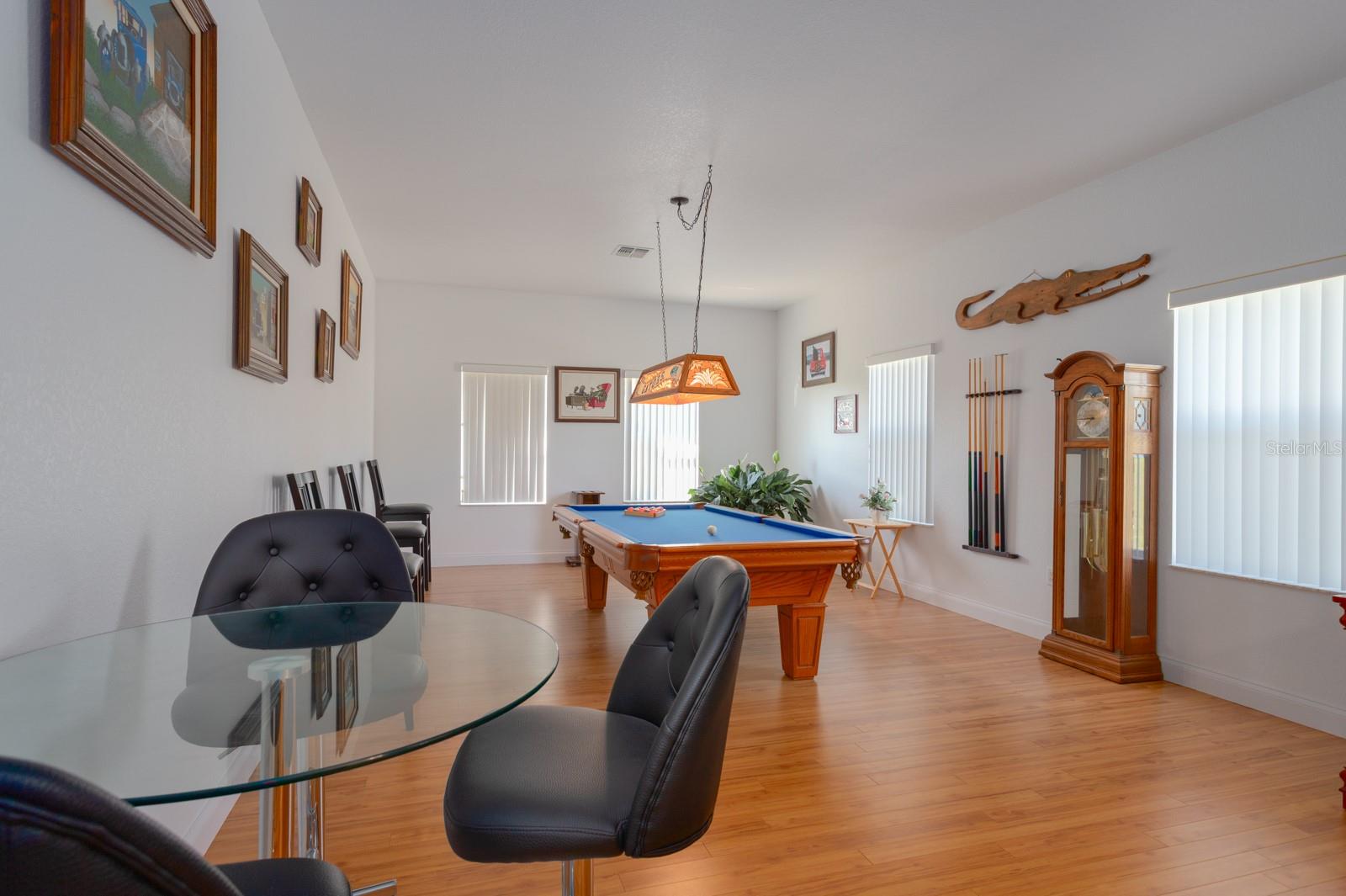 FT TO POBAKA CANDLER ESTATE - Residential