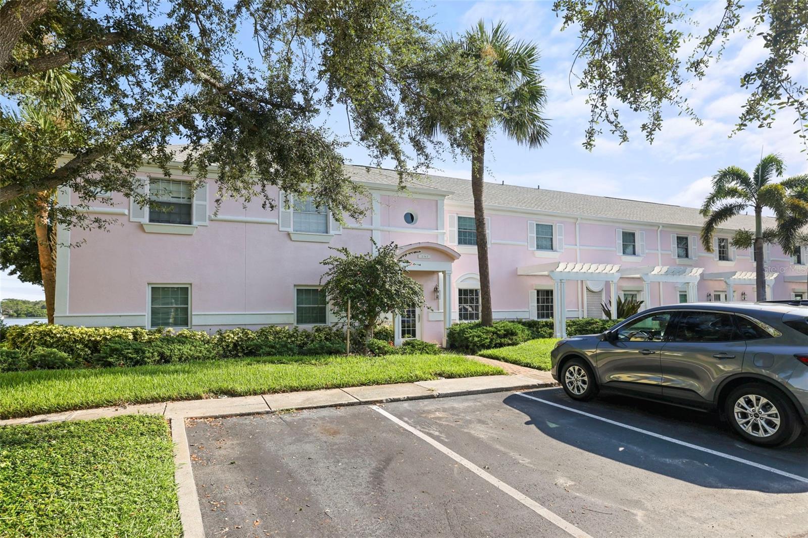 WATERSIDE AT COQUINA KEY NORTH - Residential