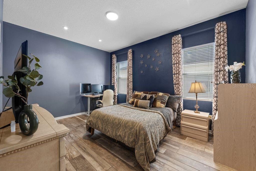 EASTON PARK PH 1 - Residential