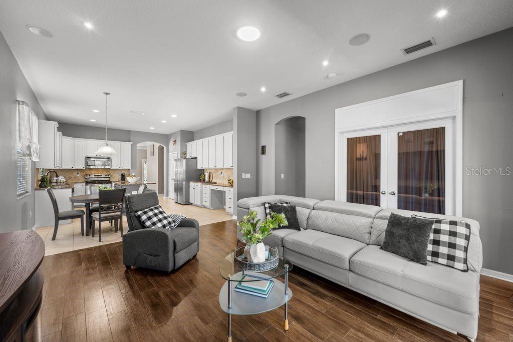 EASTON PARK PH 1 - Residential