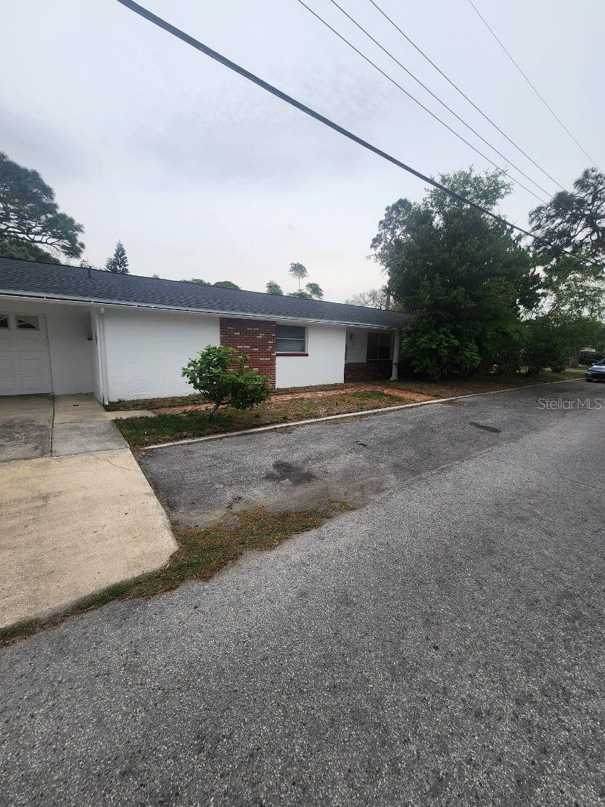 C E CRAFTS SUB 4 - Residential Lease