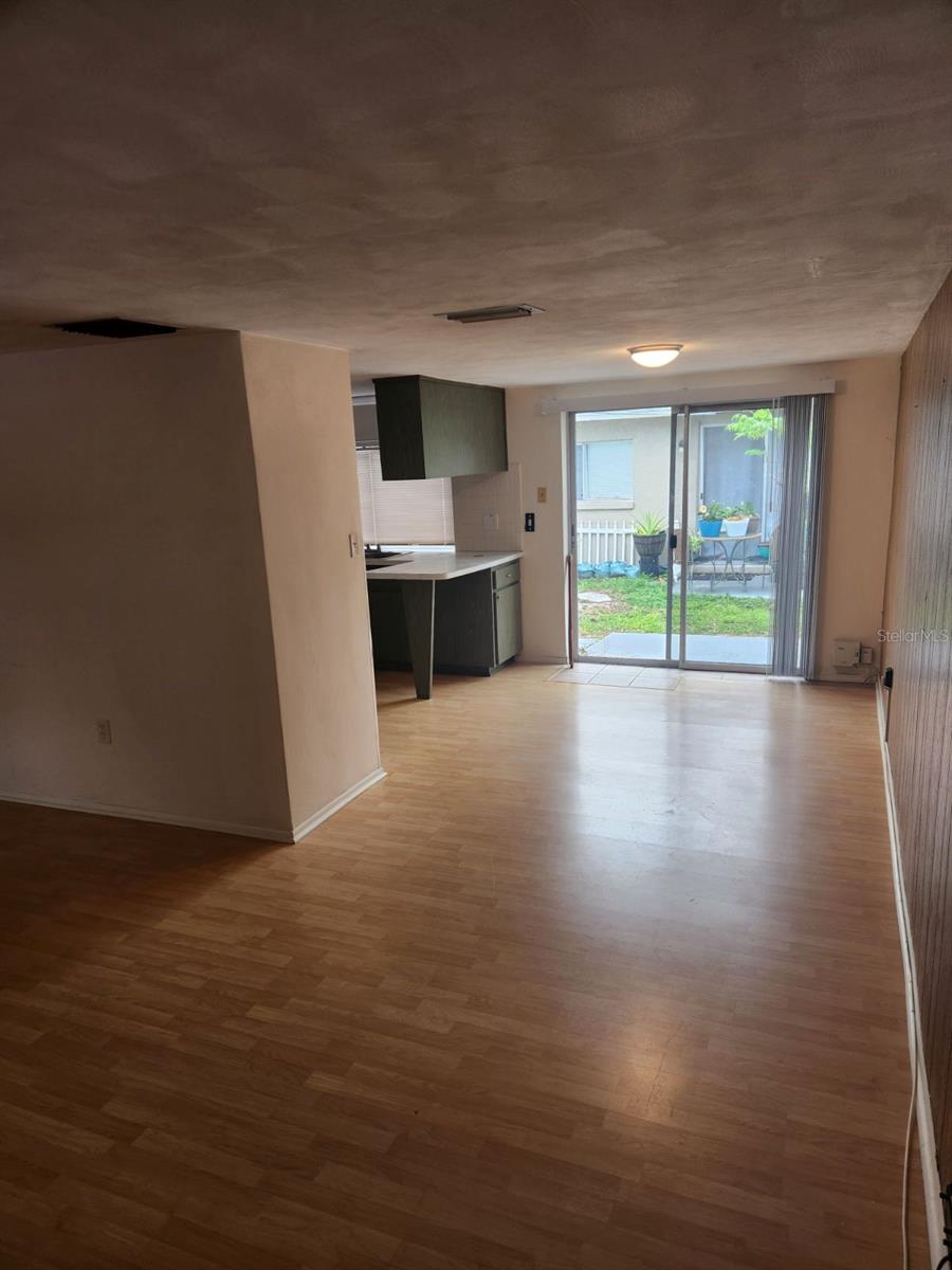 C E CRAFTS SUB 4 - Residential Lease