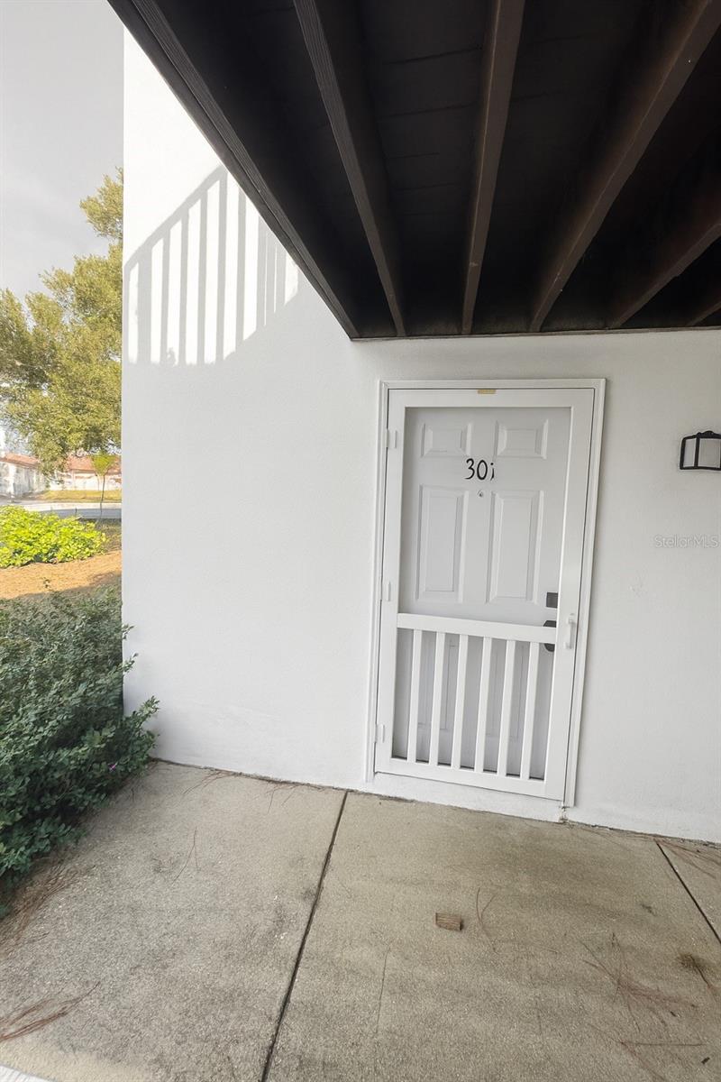 ORANGEWOOD PH 03 BLDG 03 - Residential Lease