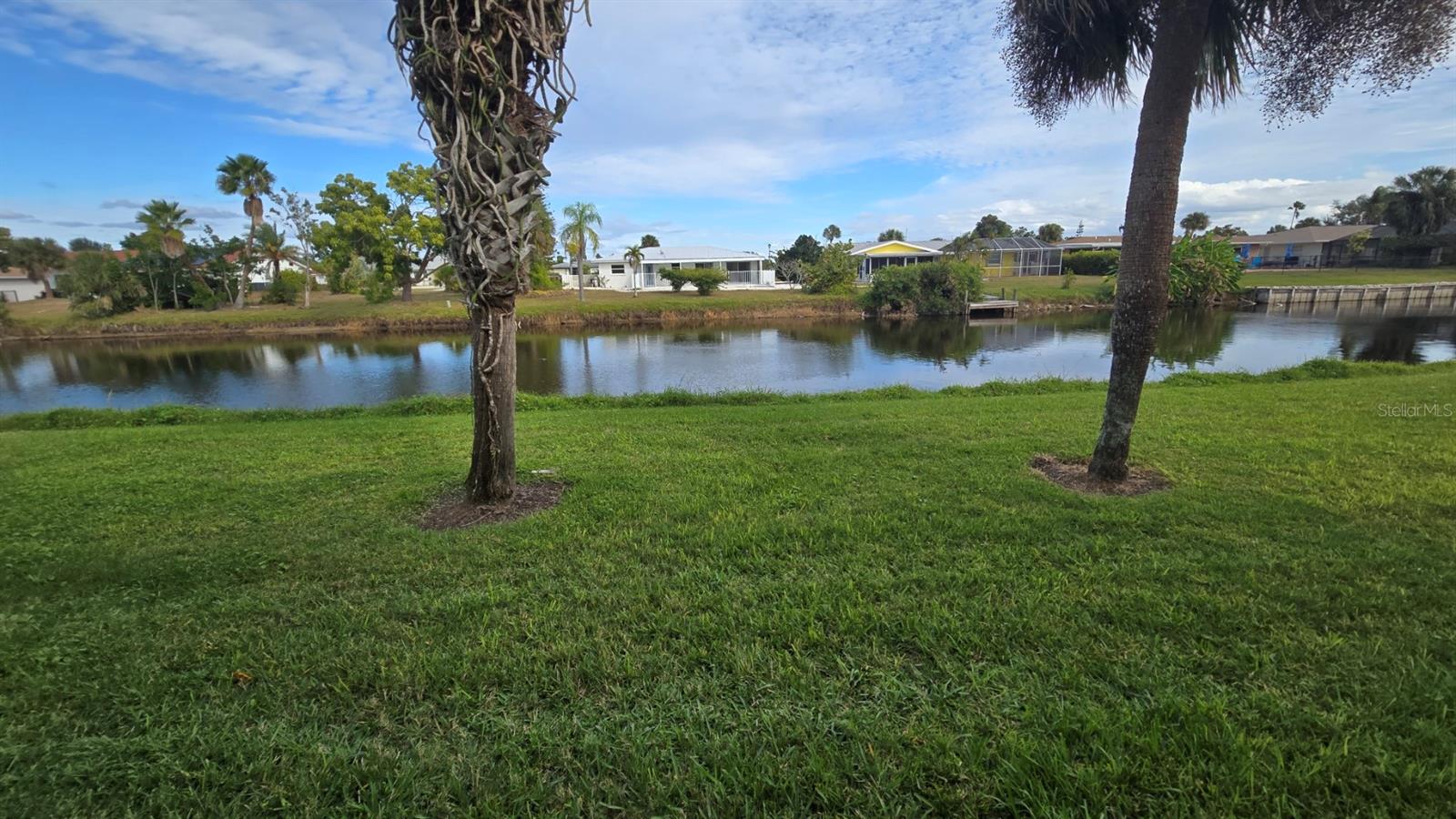 RIVERHOUSE - Residential Lease