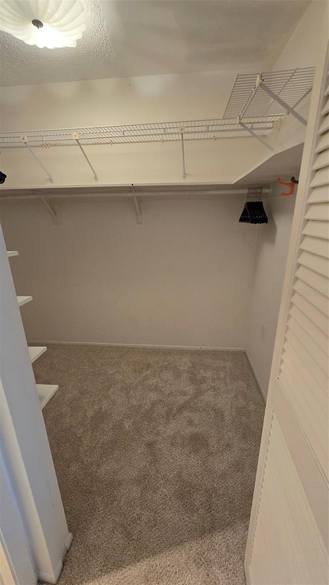 RIVERHOUSE - Residential Lease