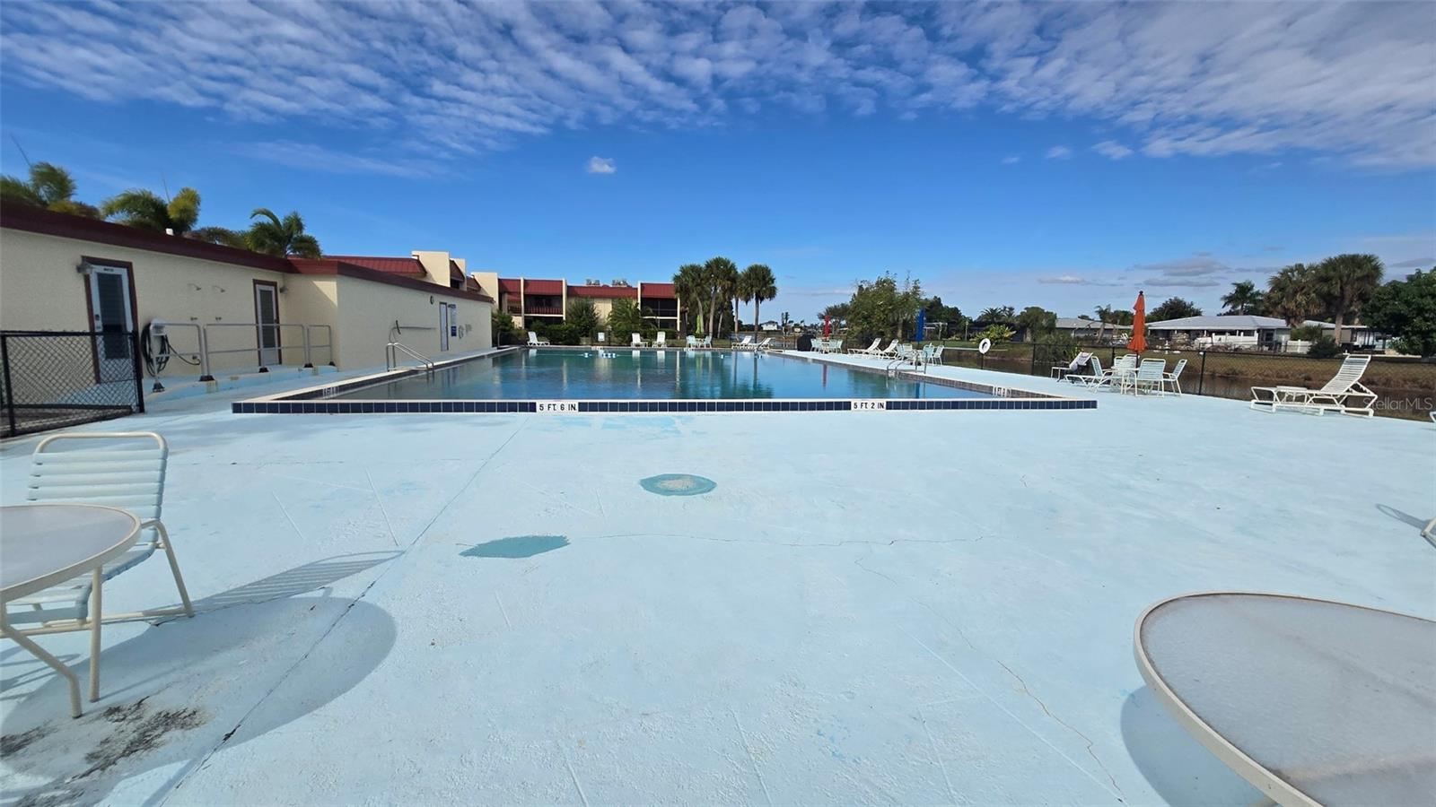 RIVERHOUSE - Residential Lease