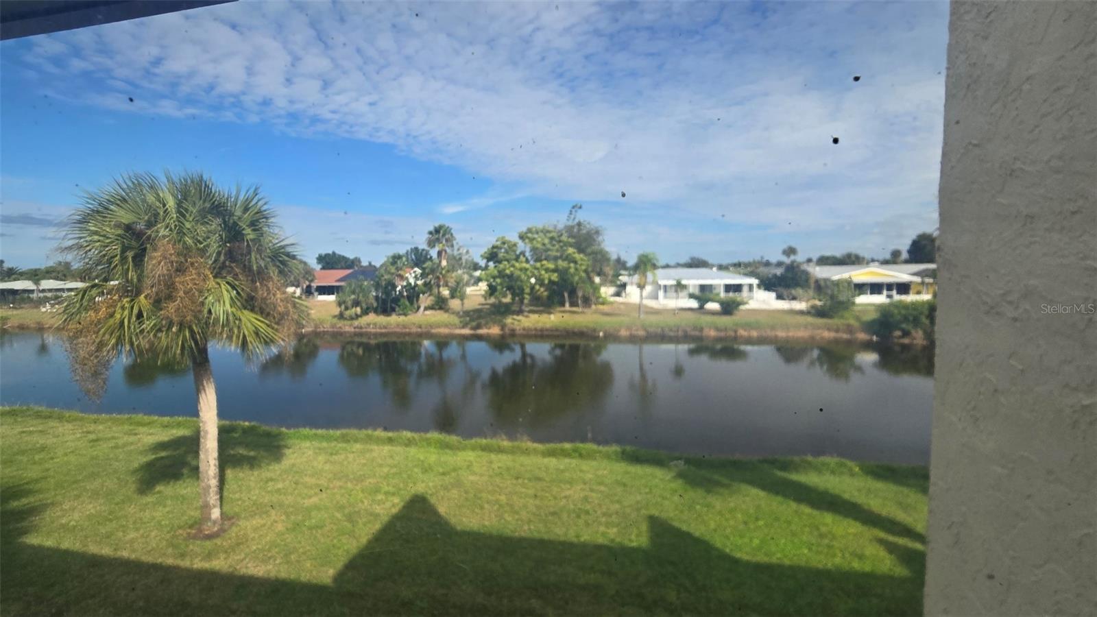 RIVERHOUSE - Residential Lease