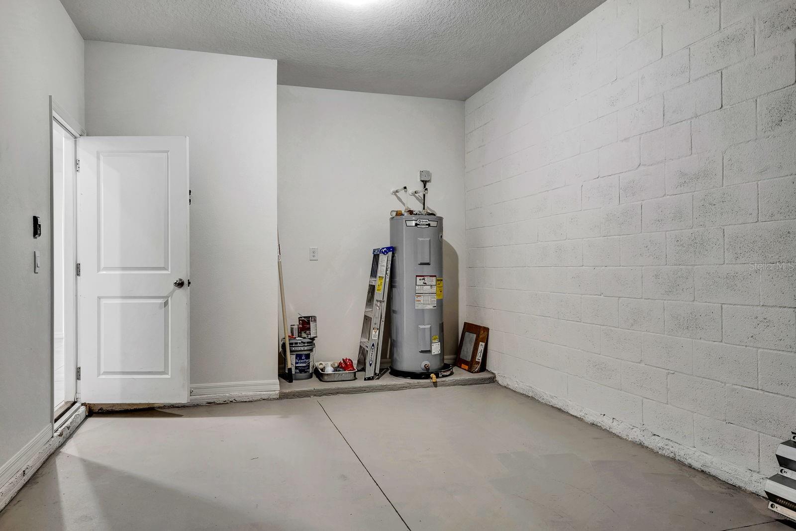 MANGROVE POINT PH 1 - Residential