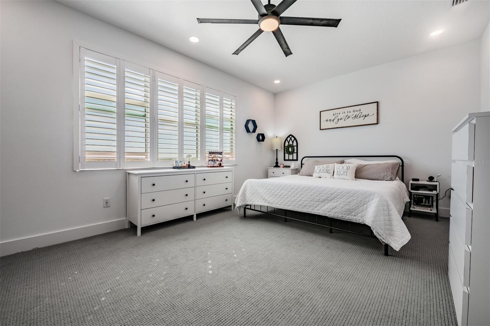 TOWNHOMES OF SEMINOLE ISLE - Residential