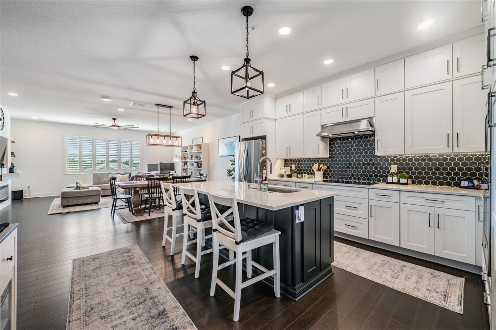 TOWNHOMES OF SEMINOLE ISLE - Residential