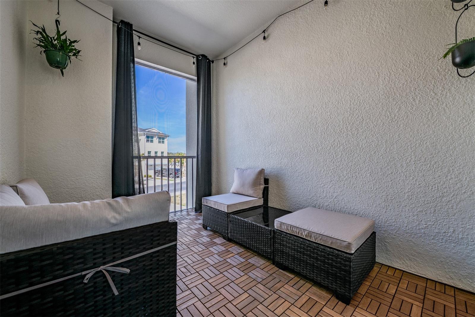 TOWNHOMES OF SEMINOLE ISLE - Residential