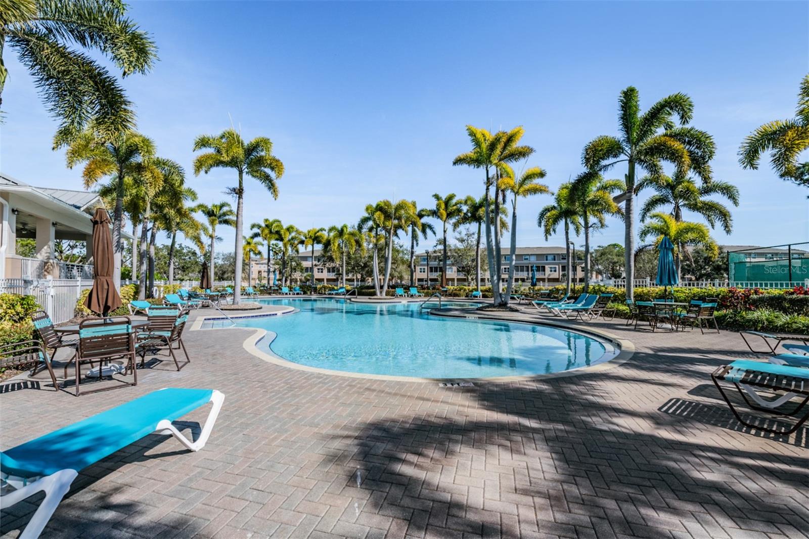 TOWNHOMES OF SEMINOLE ISLE - Residential