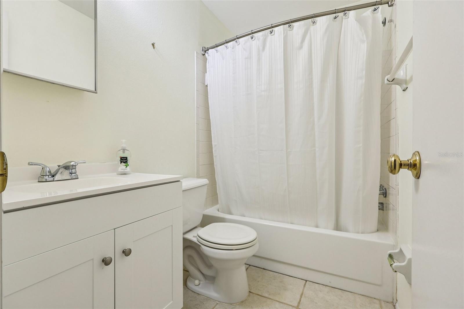 DOVE HOLLOW - Residential