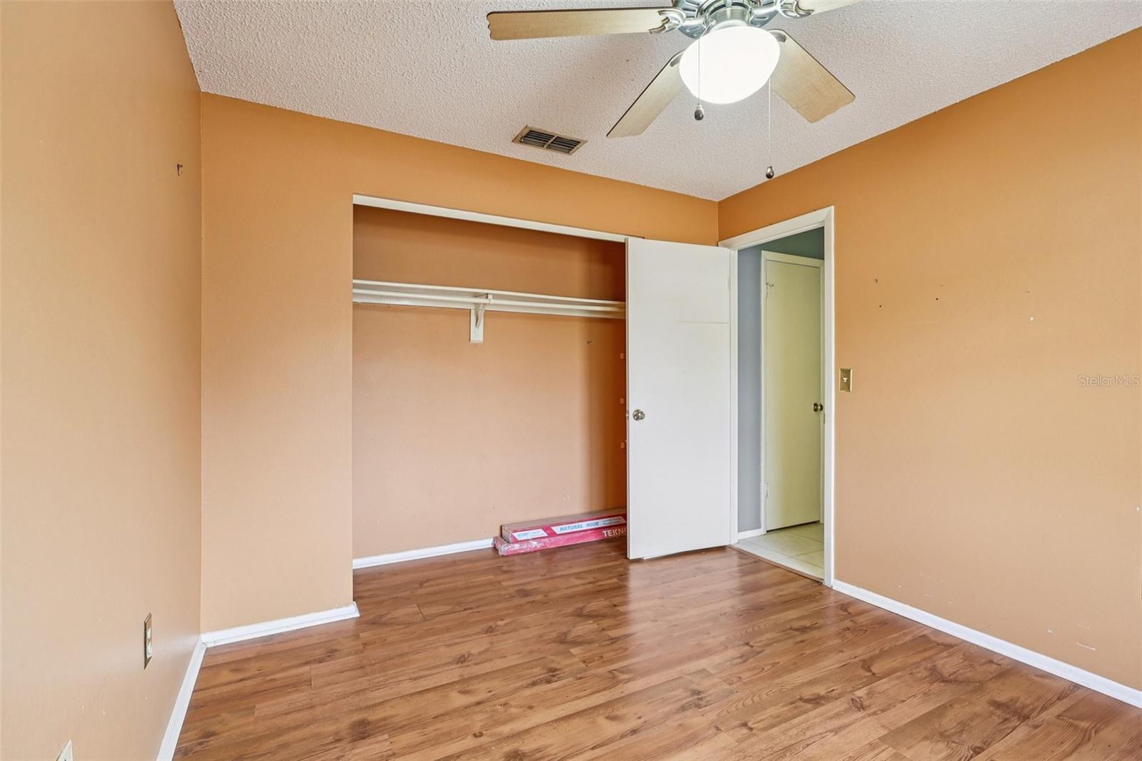 DOVE HOLLOW - Residential