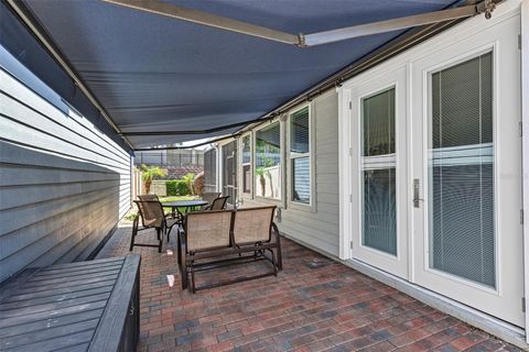 Tiny photo for 340 Alcove Drive, Groveland, FL 34736 (MLS # O6406086)