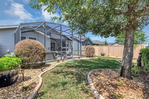 Tiny photo for 340 Alcove Drive, Groveland, FL 34736 (MLS # O6406086)