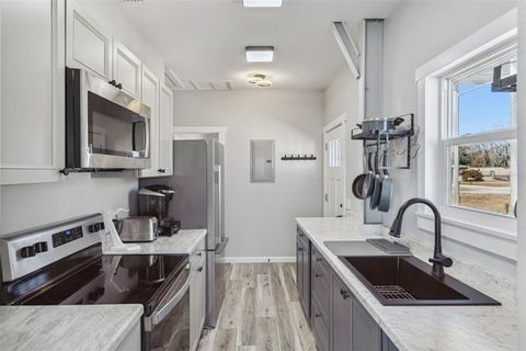 Tiny photo for 645 Cr 485a, Lake Panasoffkee, FL 33538 (MLS # G5107935)