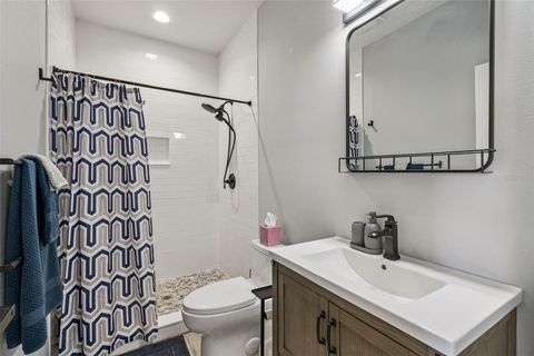 Tiny photo for 645 Cr 485a, Lake Panasoffkee, FL 33538 (MLS # G5107935)