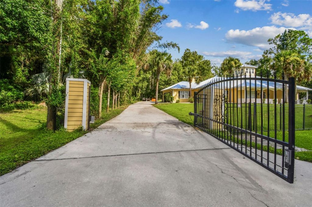 Photo of 25225 Bunting Circle, Land O Lakes, FL 34639 (MLS # TB8413429)