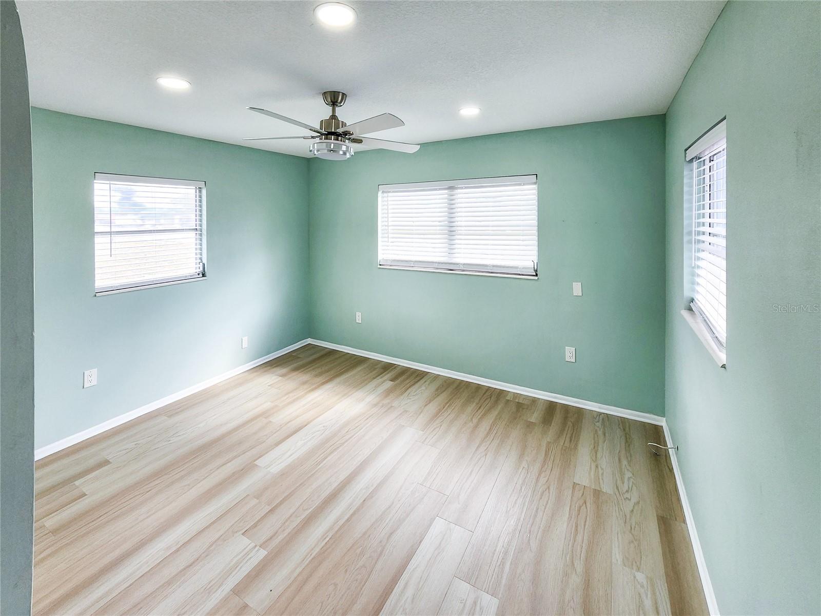 CENTURY ESTATES - Residential