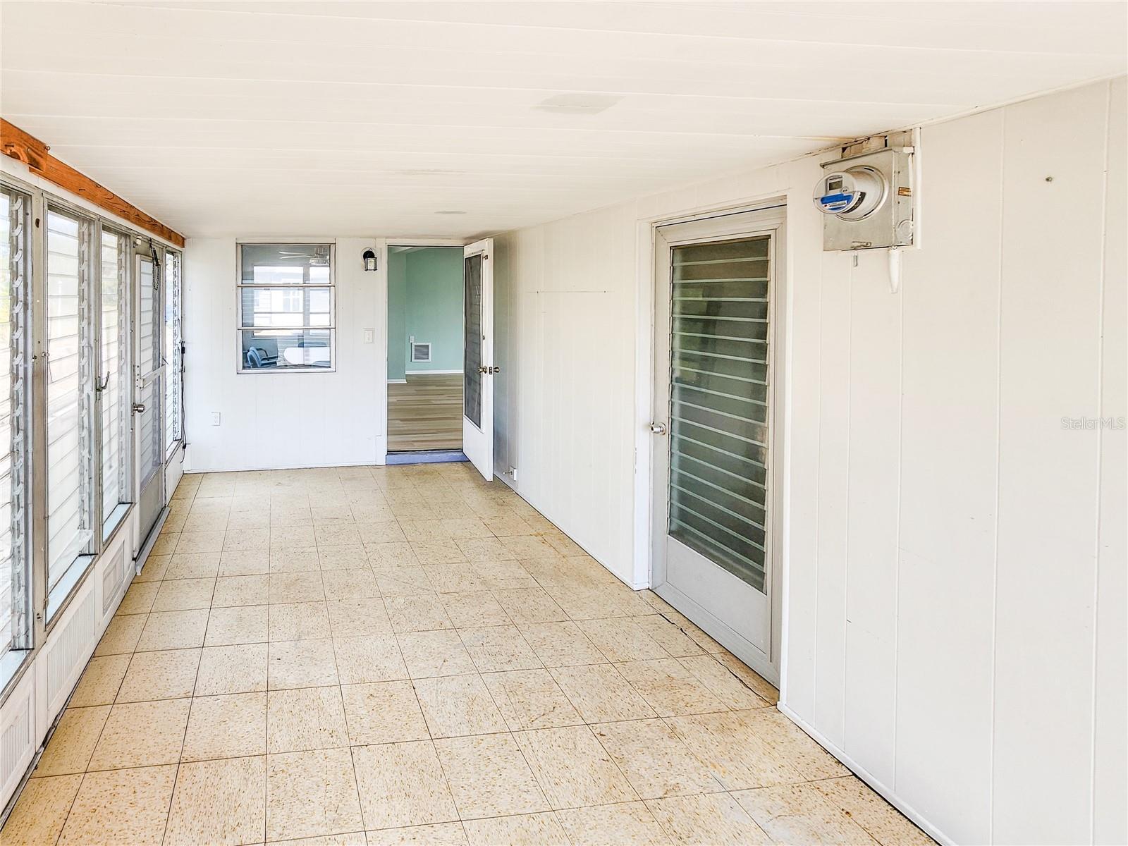 CENTURY ESTATES - Residential