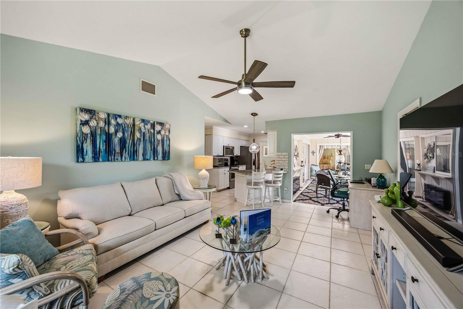 ROTONDA WEST BROADMOOR - Residential