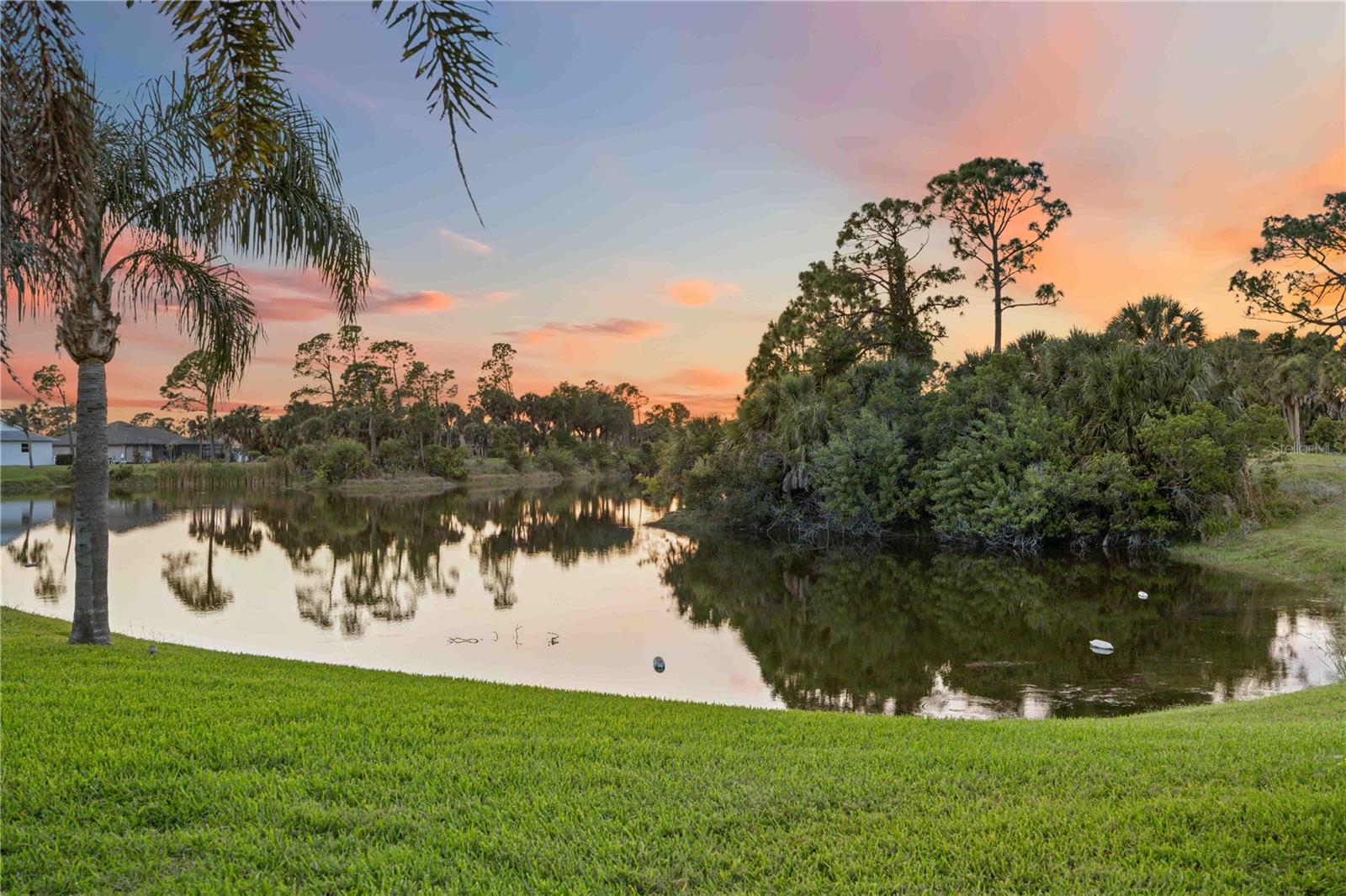 ROTONDA WEST BROADMOOR - Residential