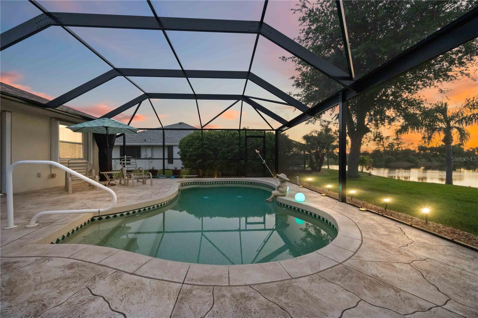 ROTONDA WEST BROADMOOR - Residential