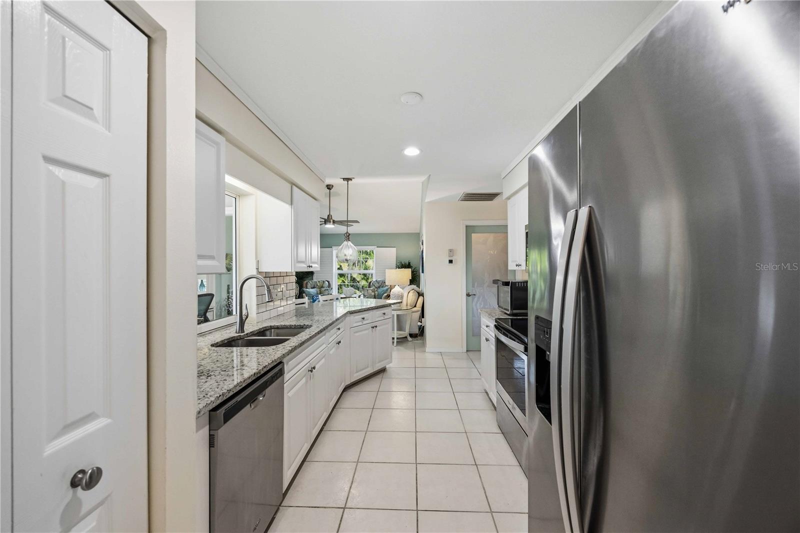 ROTONDA WEST BROADMOOR - Residential