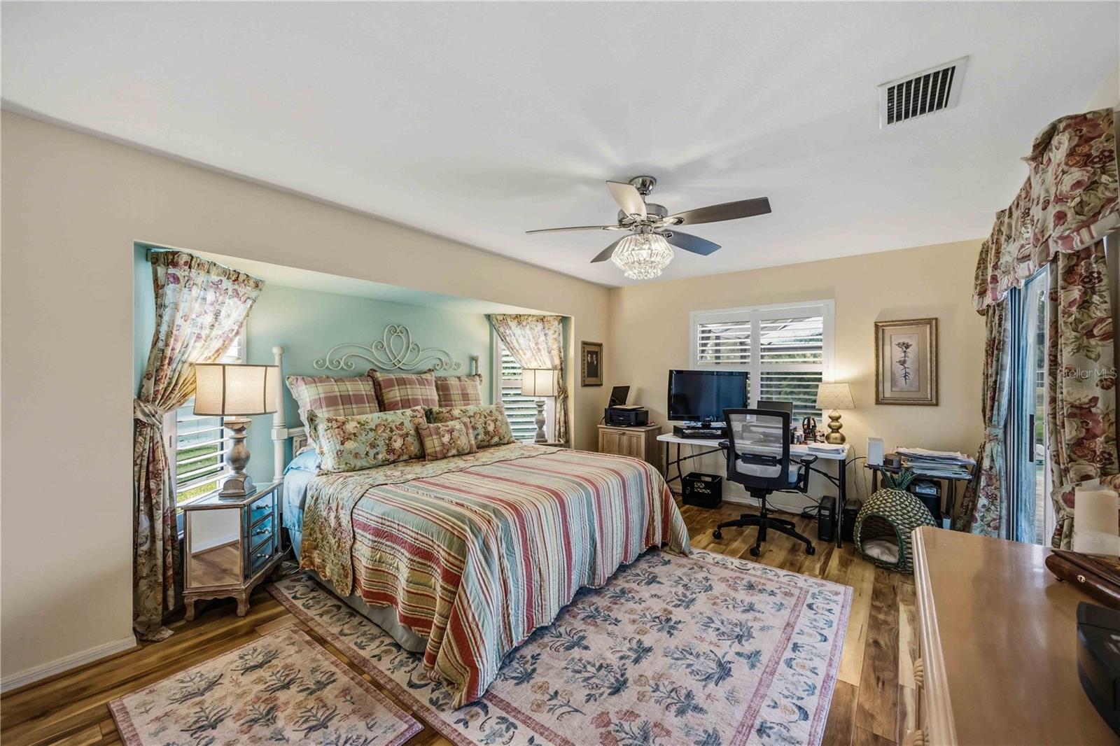 ROTONDA WEST BROADMOOR - Residential