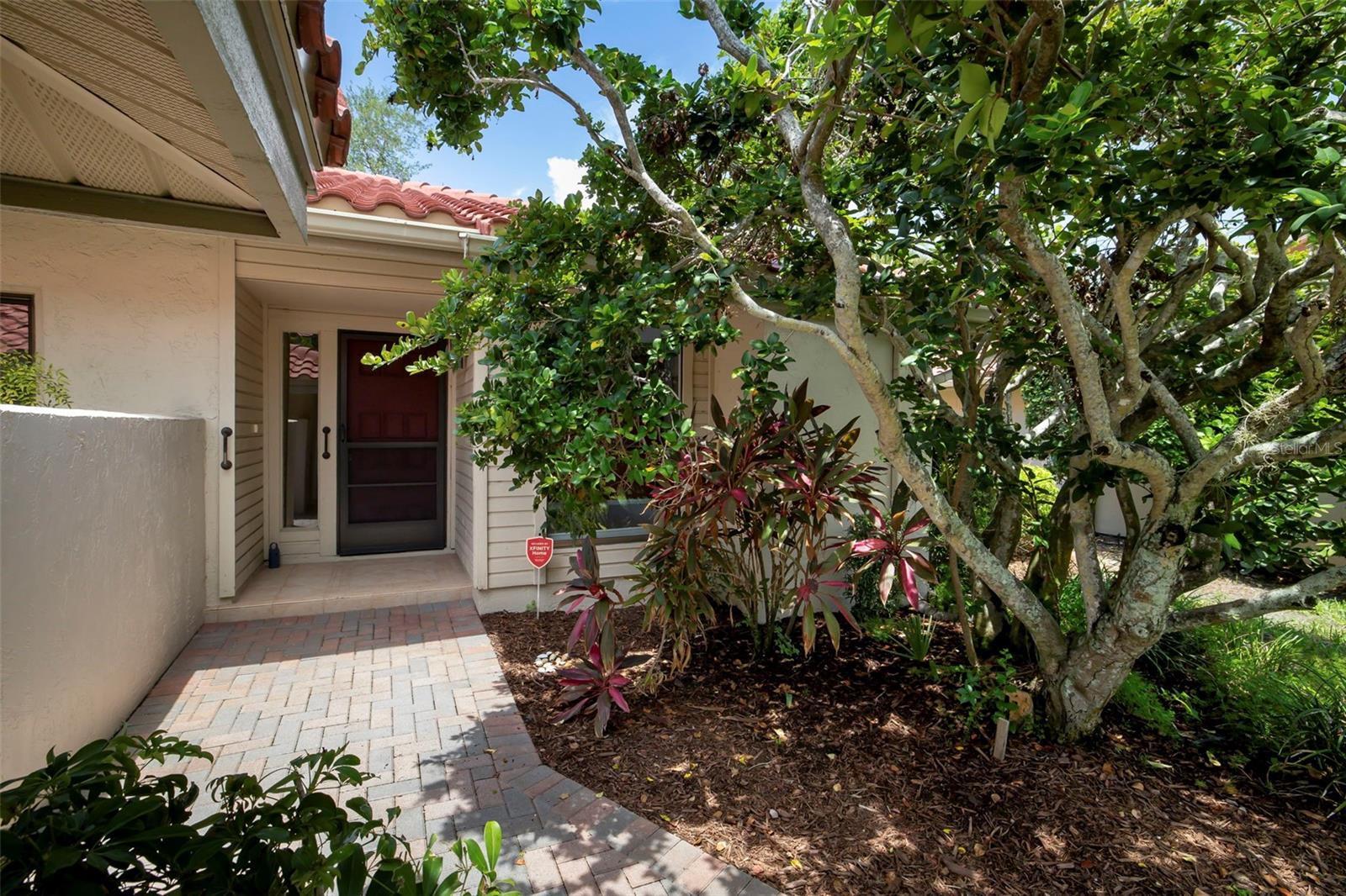 4820 KESTRAL PARK CIRCLE 18