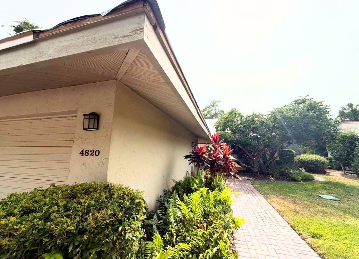 LANDINGS CARRIAGEHOUSE II - Residential