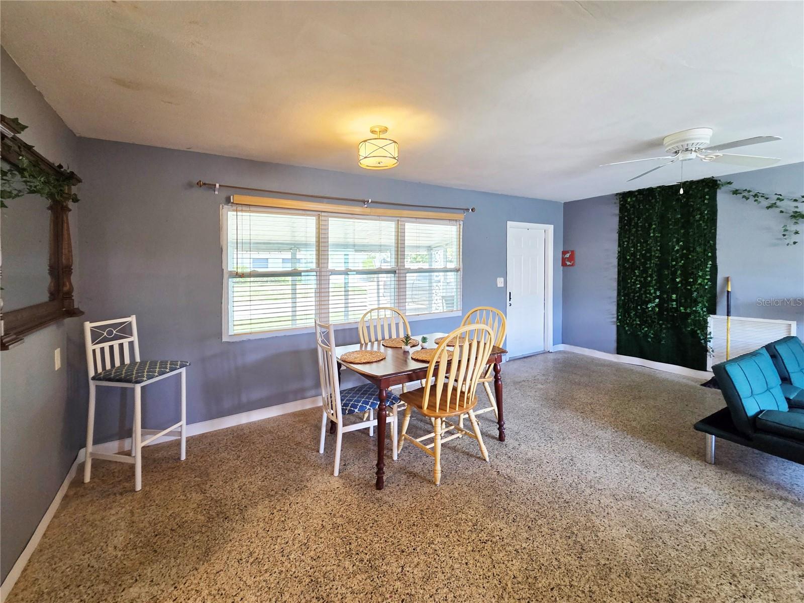 COLONIAL PARKS SUB - Residential