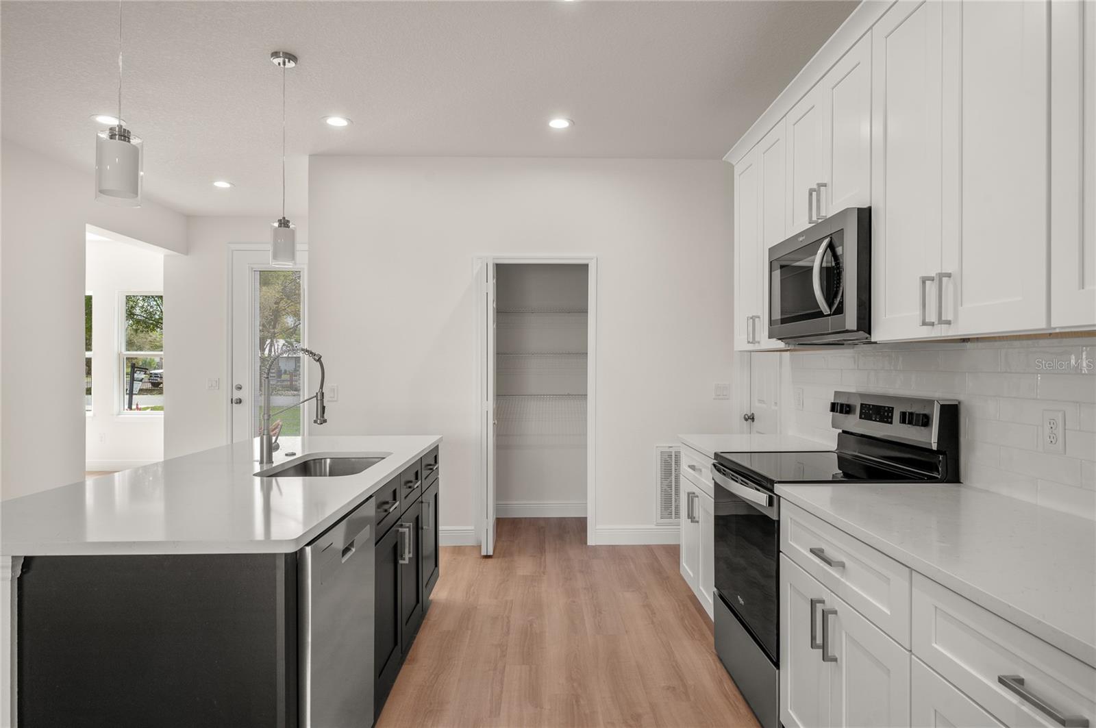 CARNELL 3RD ADD - Residential