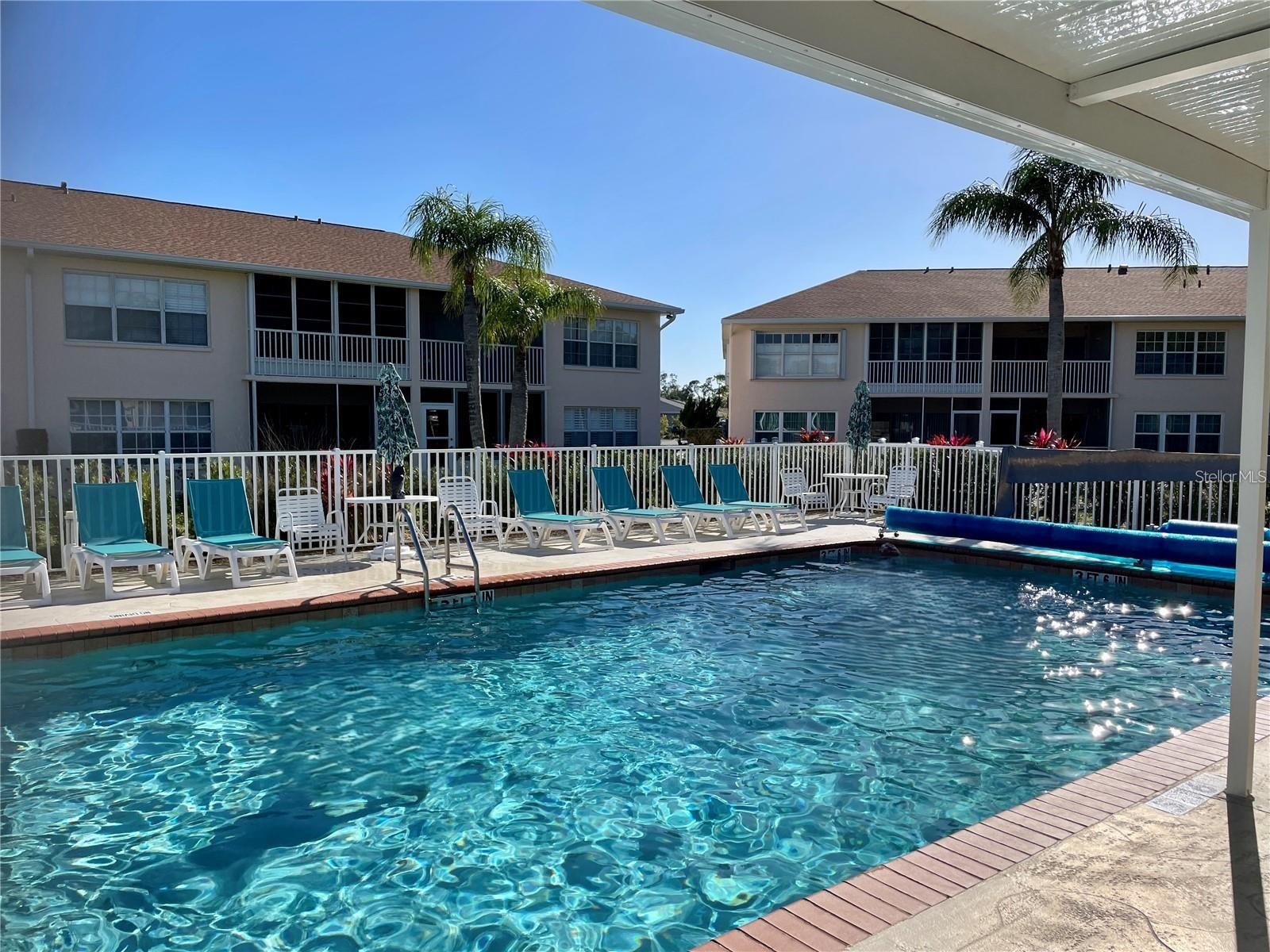 NORTH SHORE/KINGSWAY UNIT #1401 OR 548/2 - Residential