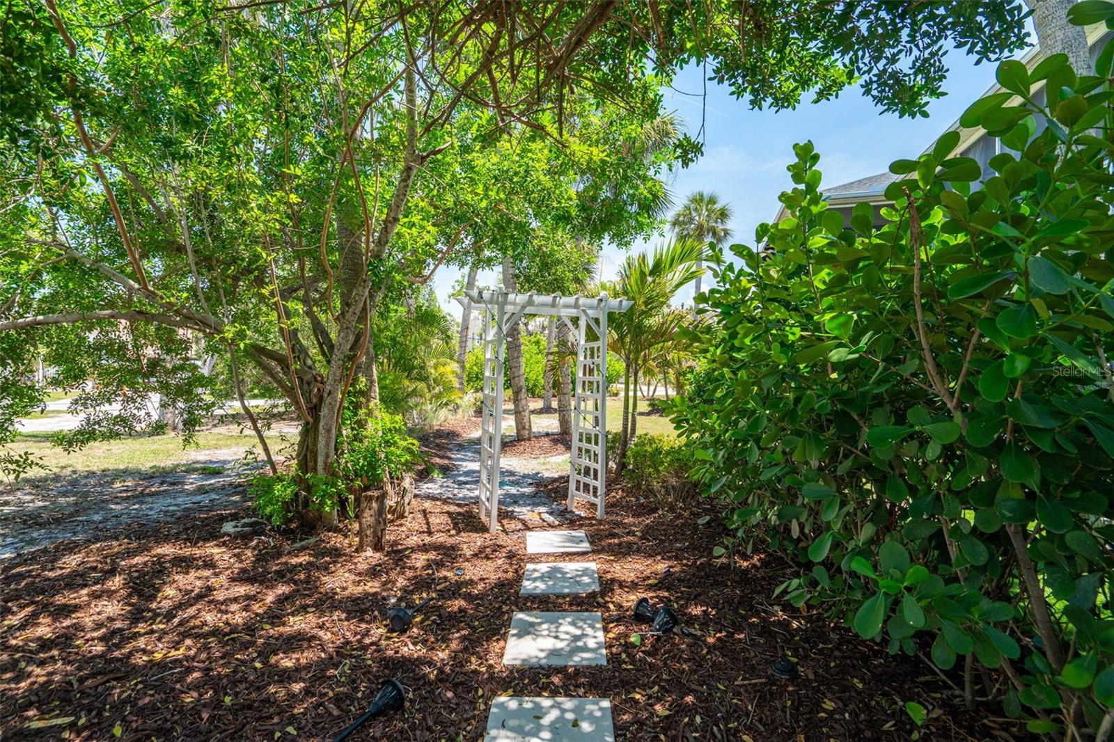 RIVER GULF POINT ADD - Residential