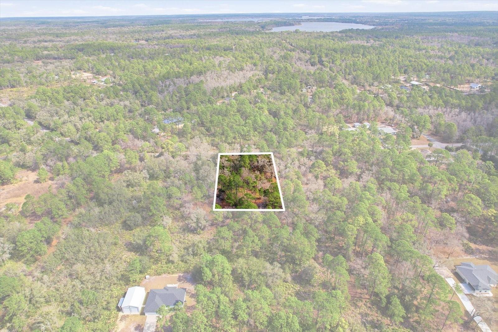 CRYSTAL MANOR UNIT 02 - Land