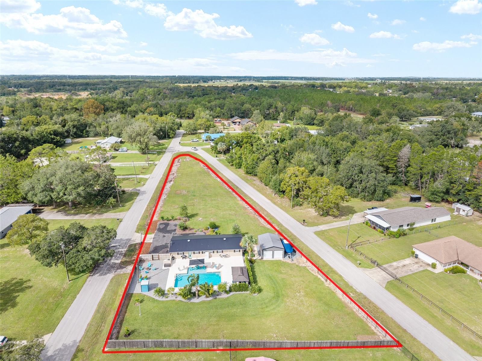 SMITH LAKE ESTATE - Residential