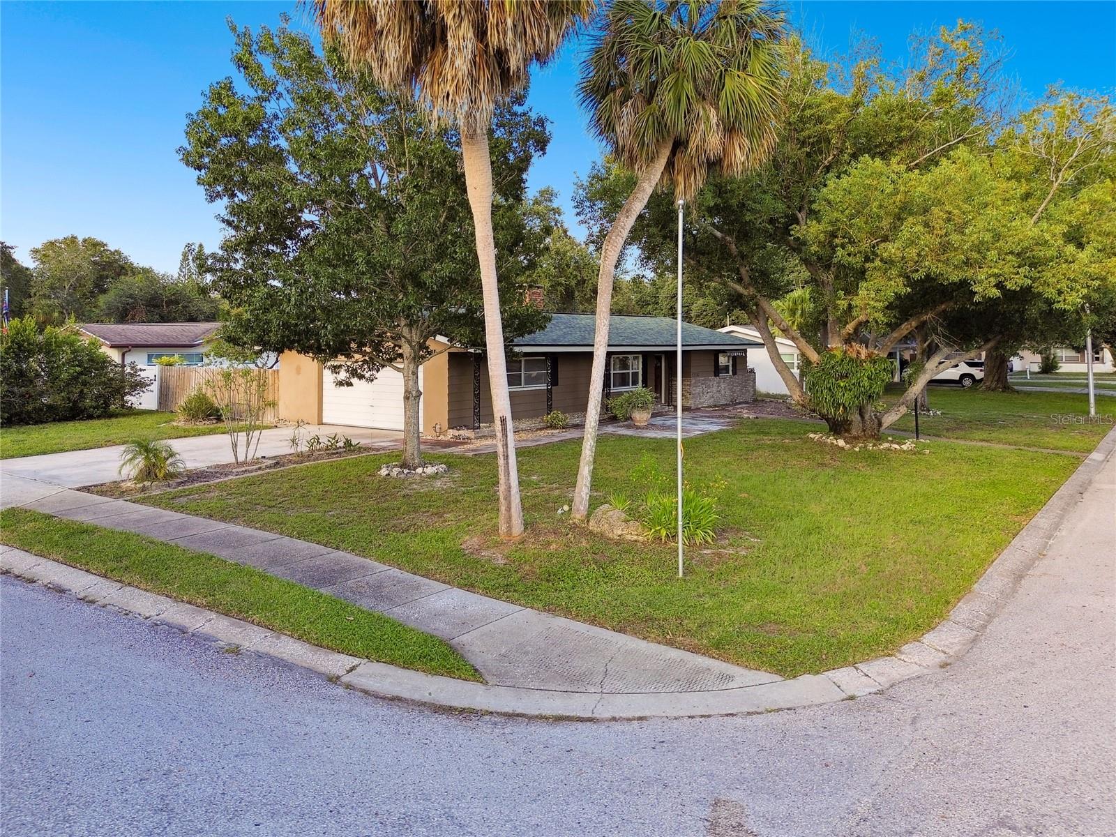 1756 ASHTON ABBEY ROAD