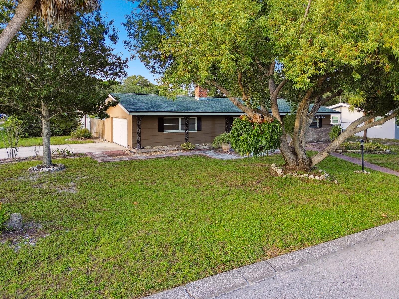 1756 ASHTON ABBEY ROAD